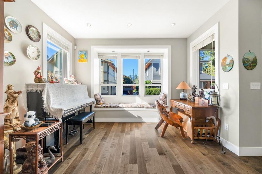 2020 Carson Court North Vancouver, BC - 5