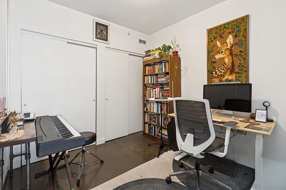 309 221 Union Street Vancouver, BC - 12