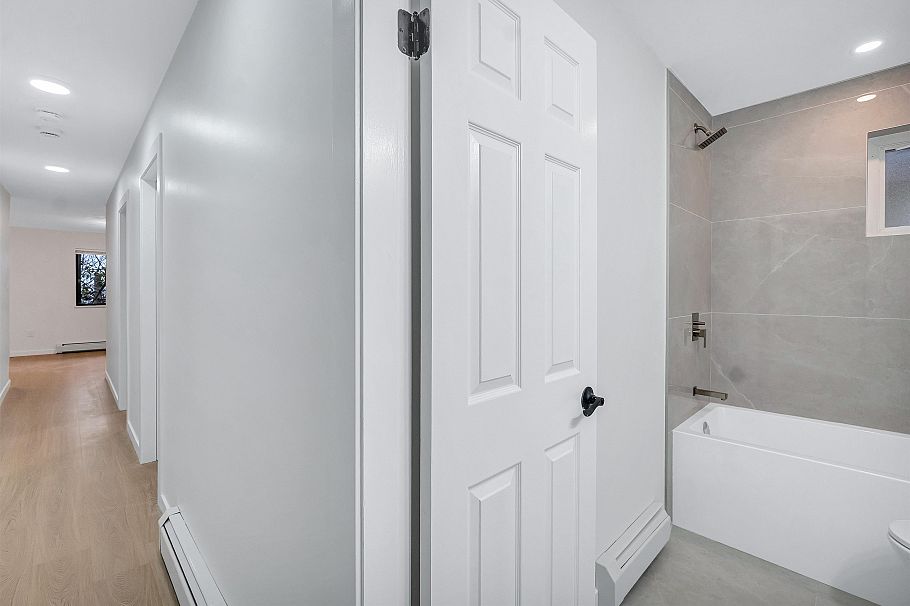 Ground Level 3507 ST. ANDREWS AVENUE, North Vancouver BC V7N 2A3 North Vancouver, BC - 15