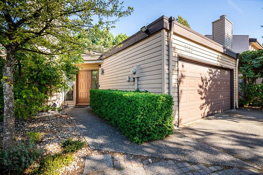 7225 Quatsino Drive Vancouver, BC - 1