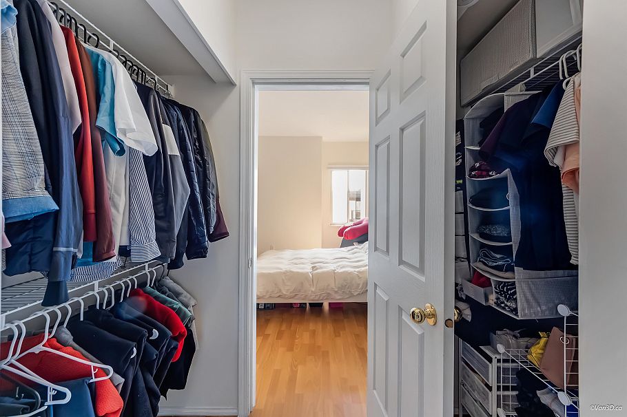 104 177 W 5th Street North Vancouver, BC - 18