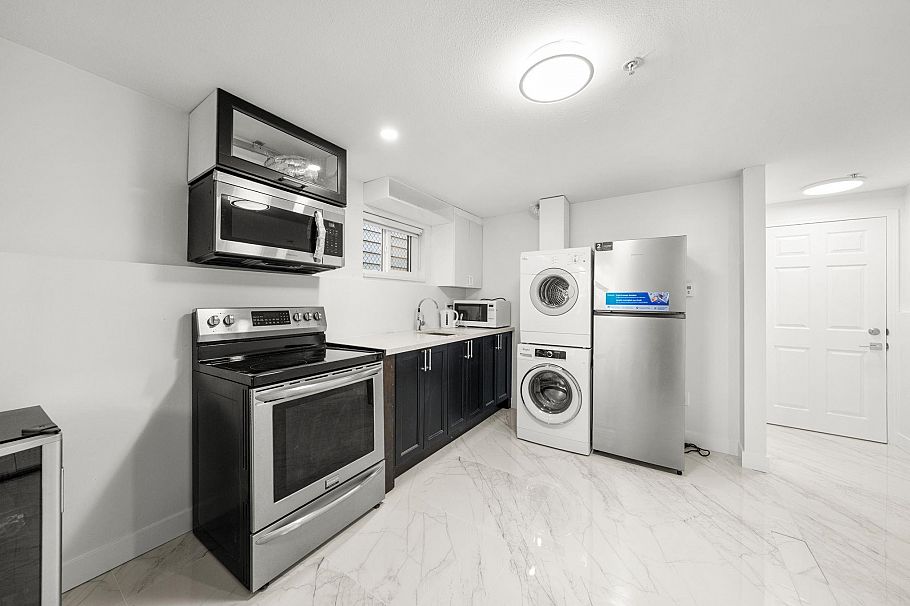 4769 Rupert Street Vancouver, BC - 31