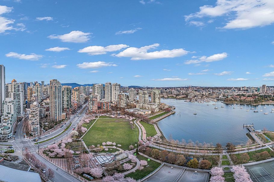 2802 1483 Homer Street Vancouver, BC - 1