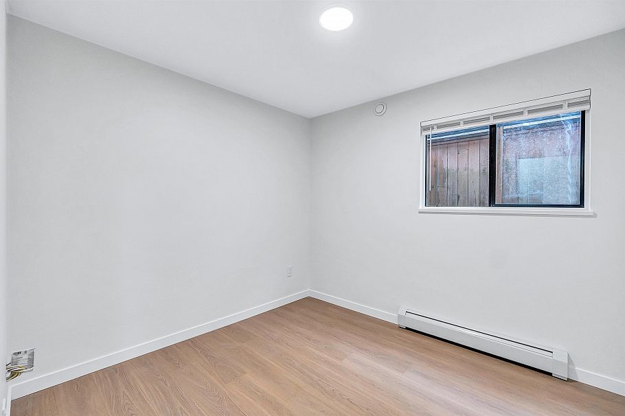 Ground Level 3507 ST. ANDREWS AVENUE, North Vancouver BC V7N 2A3 North Vancouver, BC - 13