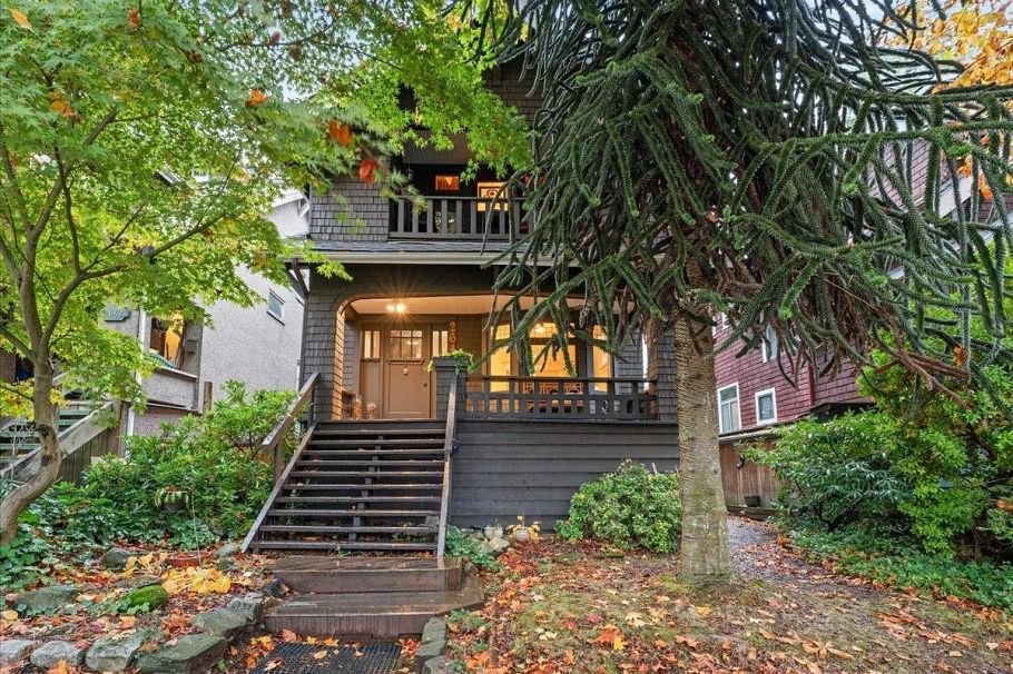 2648 Templeton Drive Vancouver, BC - 1