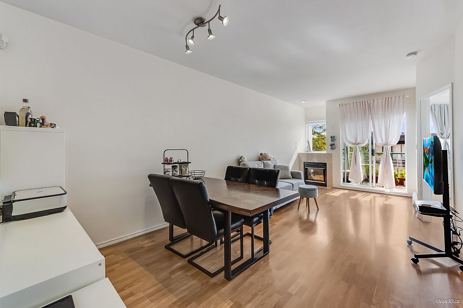 104 177 W 5th Street North Vancouver, BC - 5