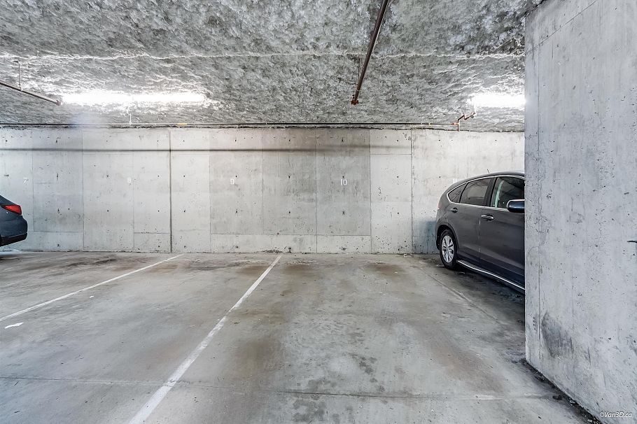 104 177 W 5th Street North Vancouver, BC - 20