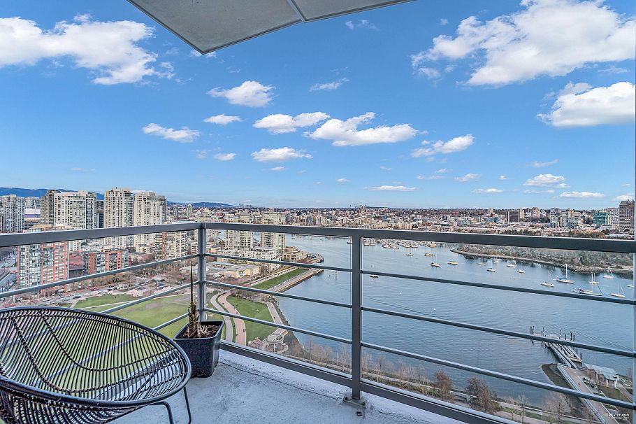 2802 1483 Homer Street Vancouver, BC - 2