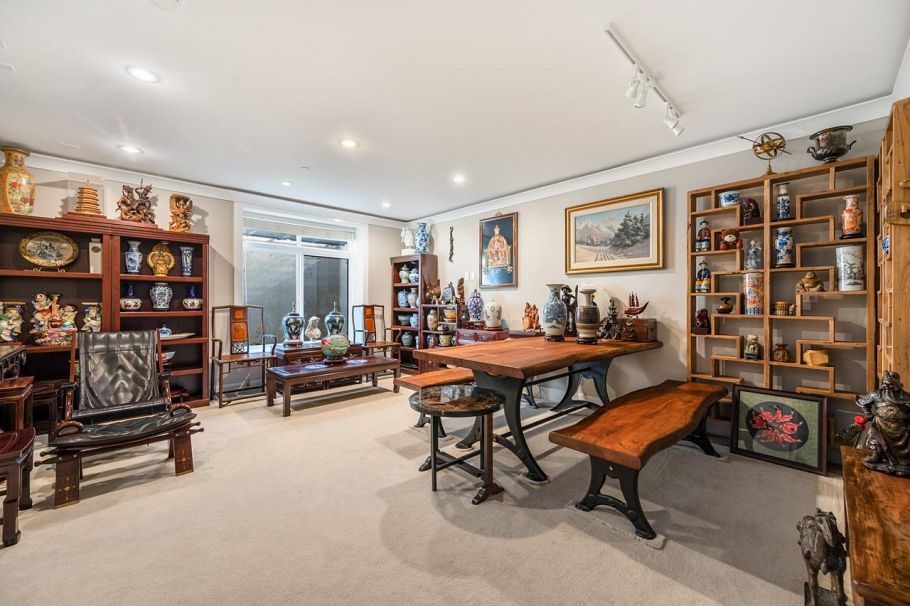 2020 Carson Court North Vancouver, BC - 10