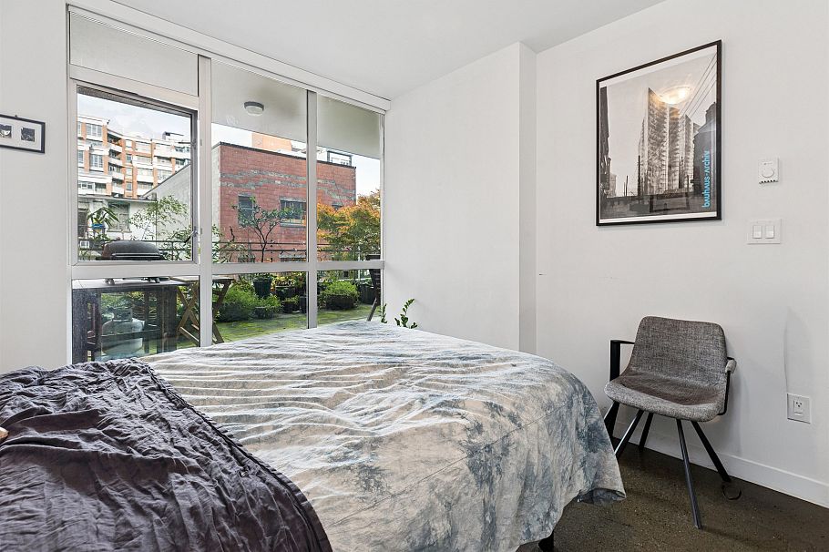 309 221 Union Street Vancouver, BC - 17