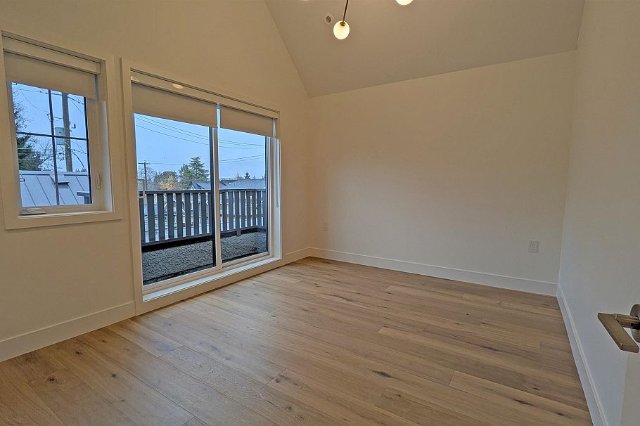 1139 W 33rd Avenue Vancouver, BC - 10