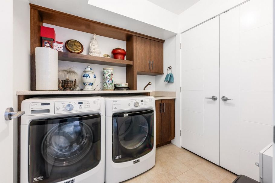 2020 Carson Court North Vancouver, BC - 19