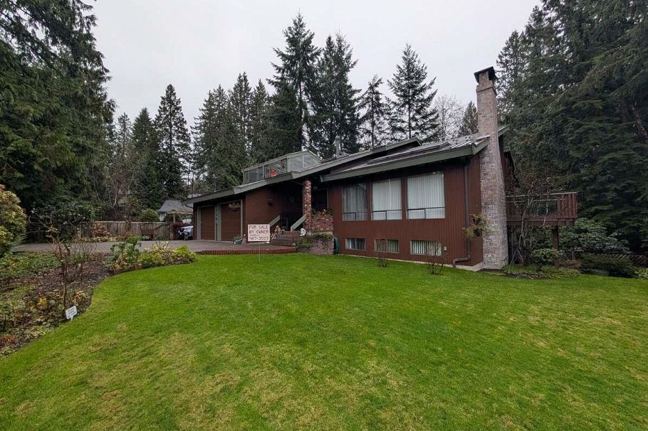 1498 Chamberlain Drive North Vancouver, BC - 40