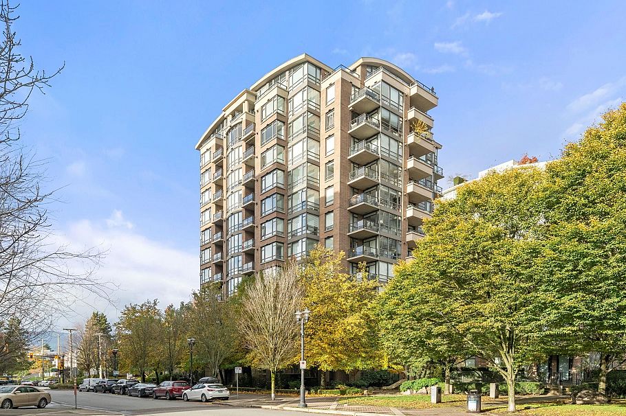 314 170 W 1st Street North Vancouver, BC - 1