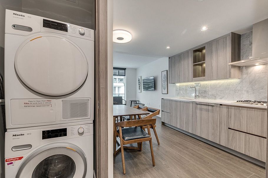 211 89 NELSON STREET, Vancouver BC V3J 1S7 Vancouver, BC - 15