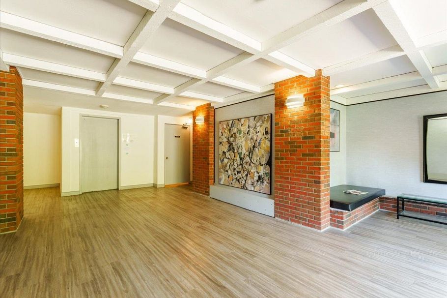 301 155 E 5th Street North Vancouver, BC - 30