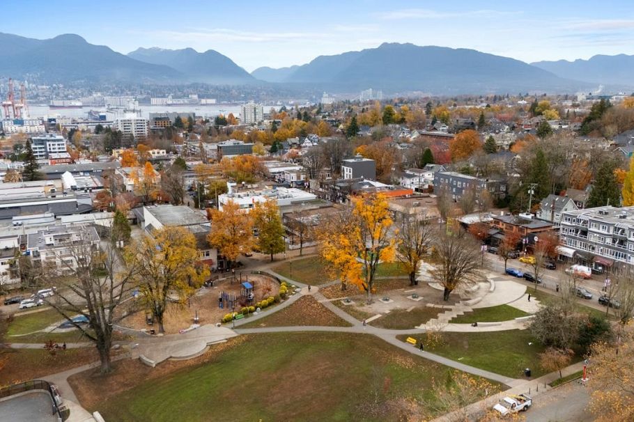 208 1516 Charles Street Vancouver, BC - 28