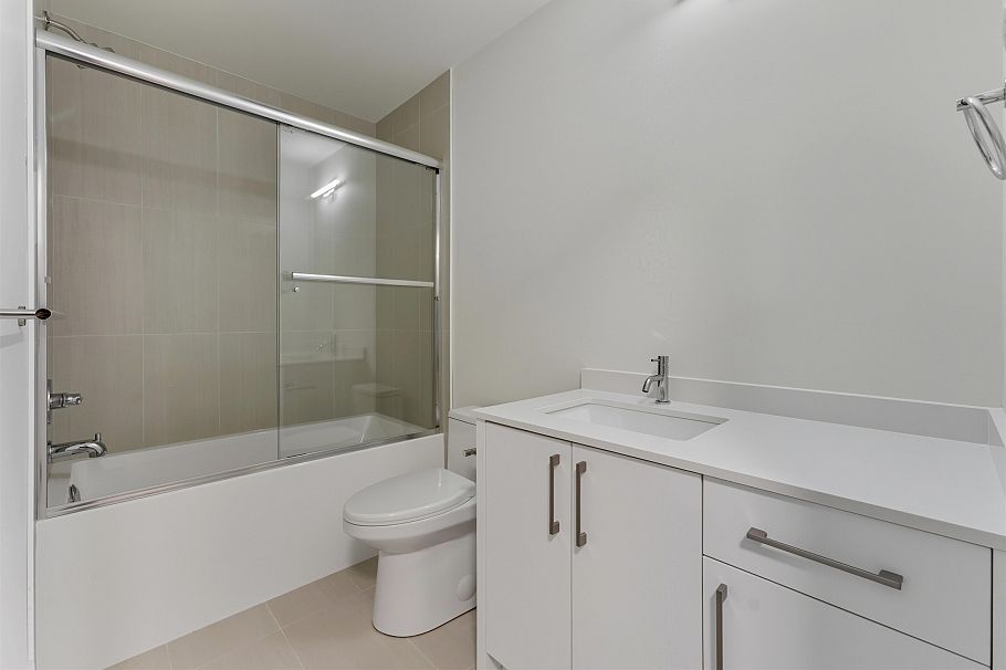 1759 W 16th Avenue Vancouver, BC - 36