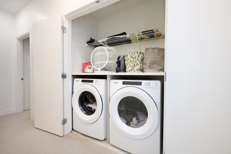 30 3597 Malsum Drive North Vancouver, BC - 17