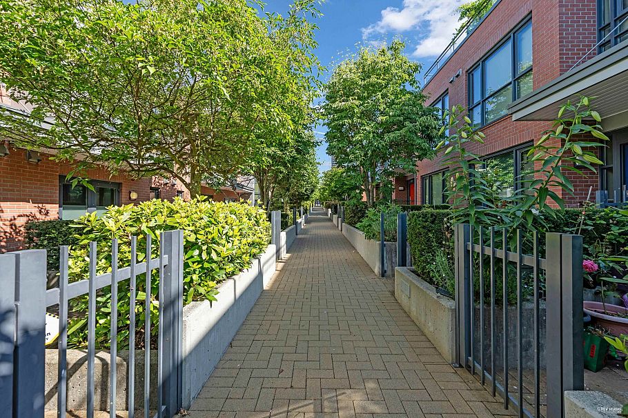 6426 Ash Street Vancouver, BC - 7