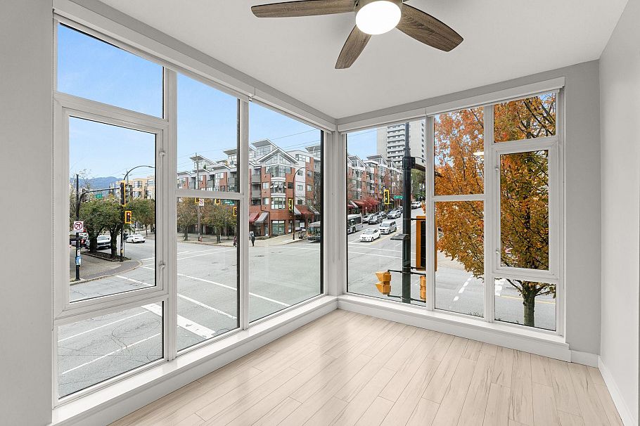 207 111 E 3rd Street North Vancouver, BC - 14