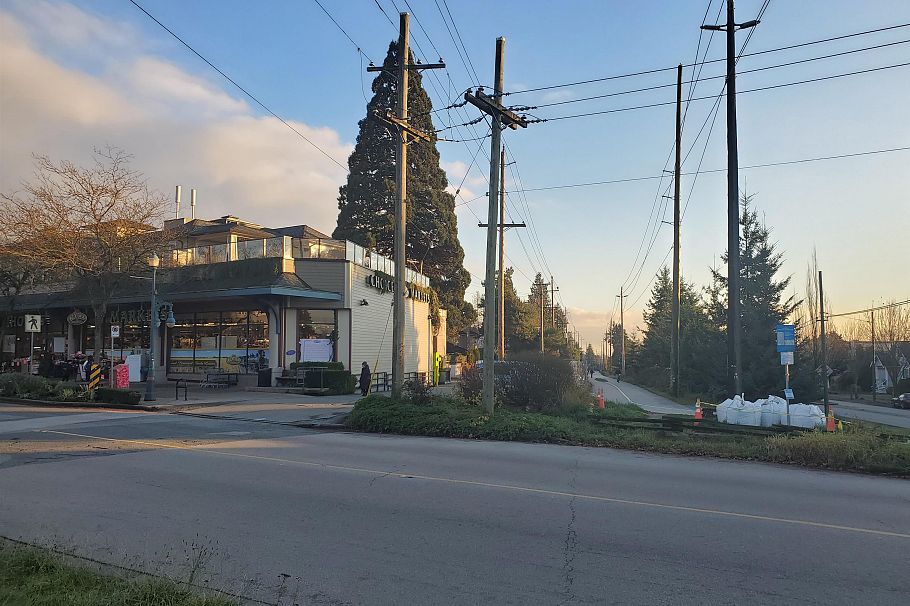 7475 West Boulevard Vancouver, BC - 32