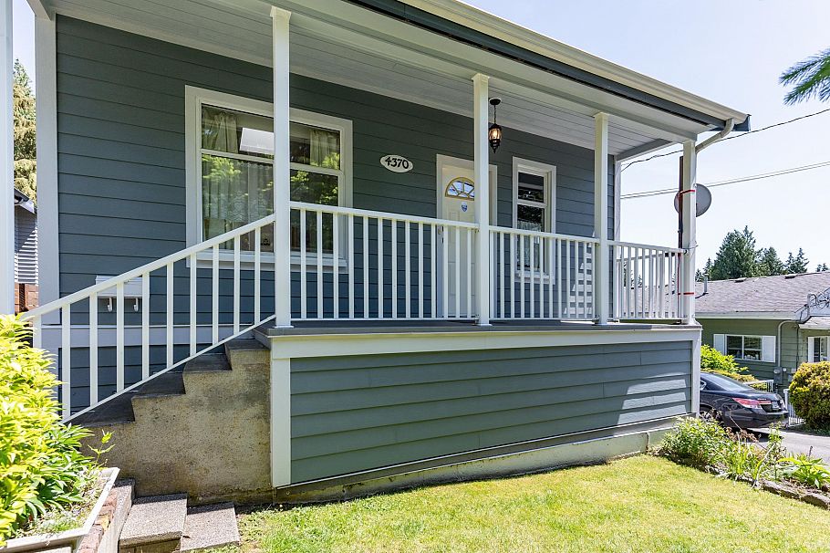 4370 Mountain Highway North Vancouver, BC - 6