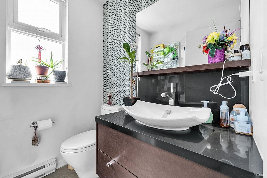 6426 Ash Street Vancouver, BC - 17