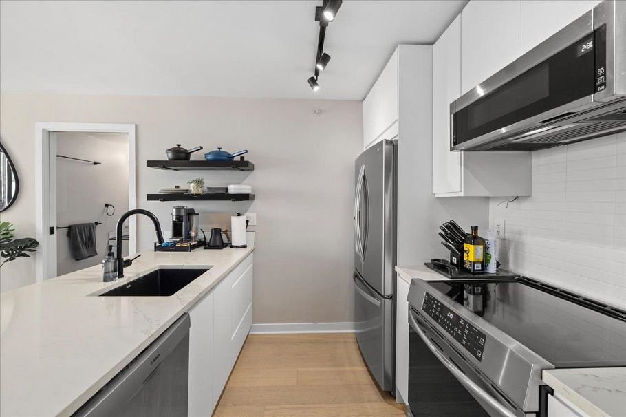 2308 928 Homer Street Vancouver, BC - 8