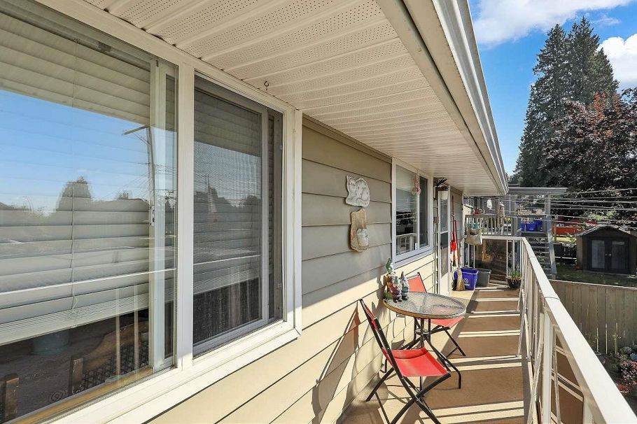 203 E 26th Street North Vancouver, BC - 21