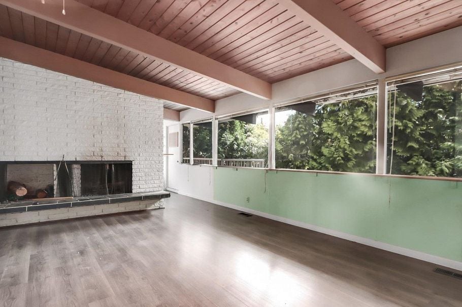 2701 St. Christophers Road North Vancouver, BC - 5