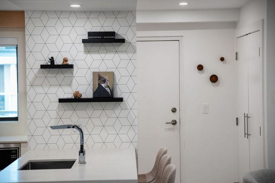 301 1350 Comox Street Vancouver, BC - 7