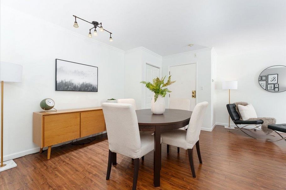 301 155 E 5th Street North Vancouver, BC - 10