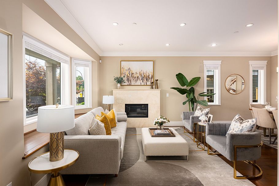 320 E Keith Road North Vancouver, BC - 3