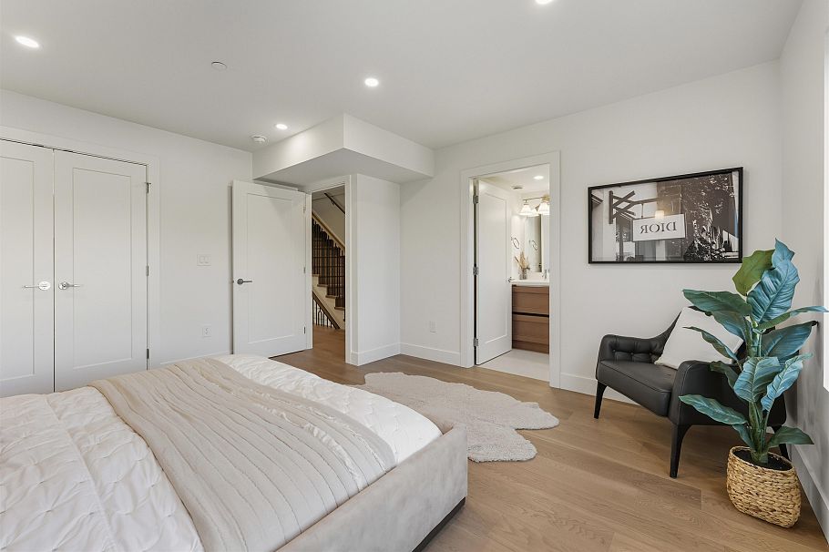 1759 W 16th Avenue Vancouver, BC - 20