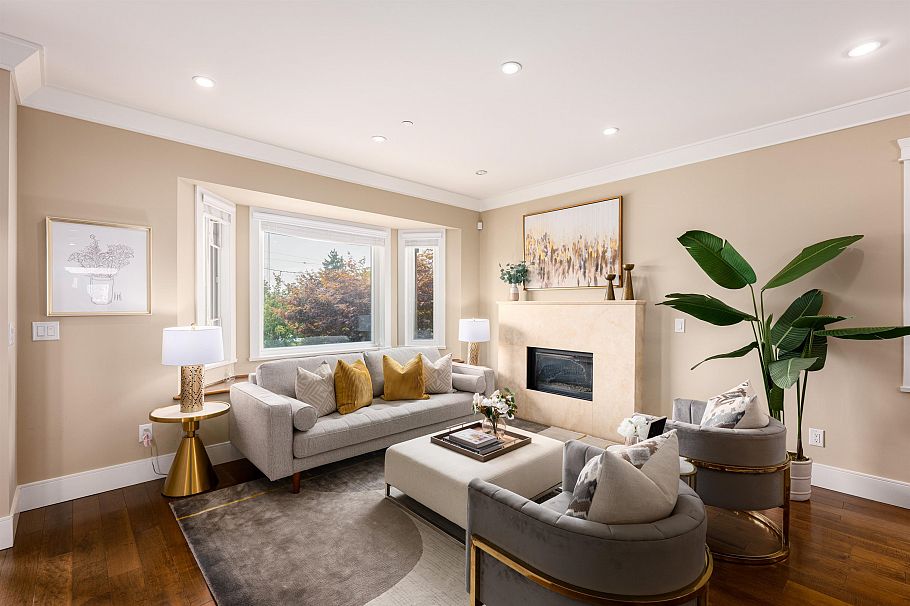 320 E Keith Road North Vancouver, BC - 5