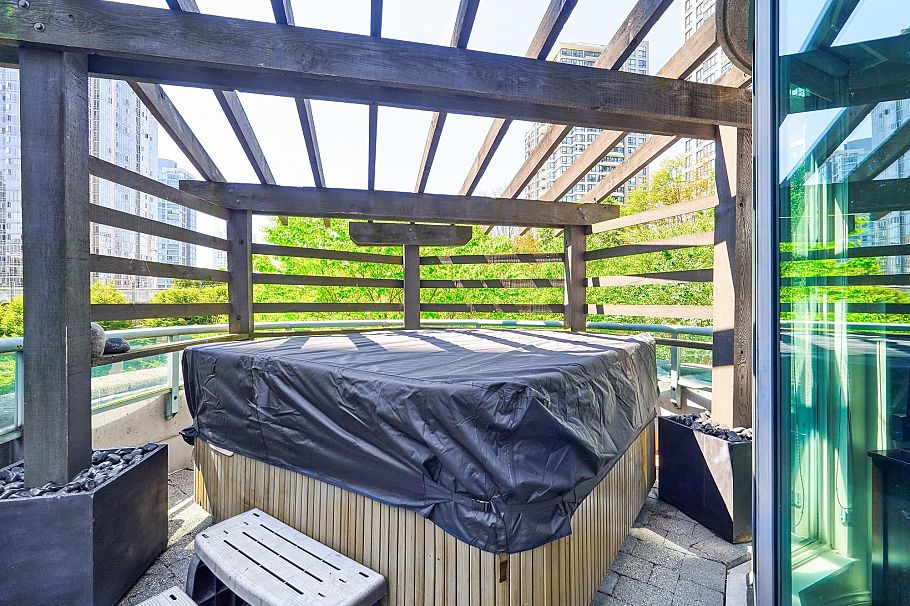 281 Smithe Street Vancouver, BC - 33