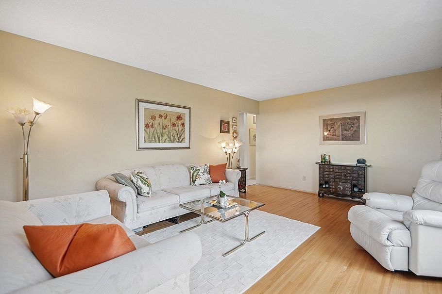 1089 Kilmer Road North Vancouver, BC - 3