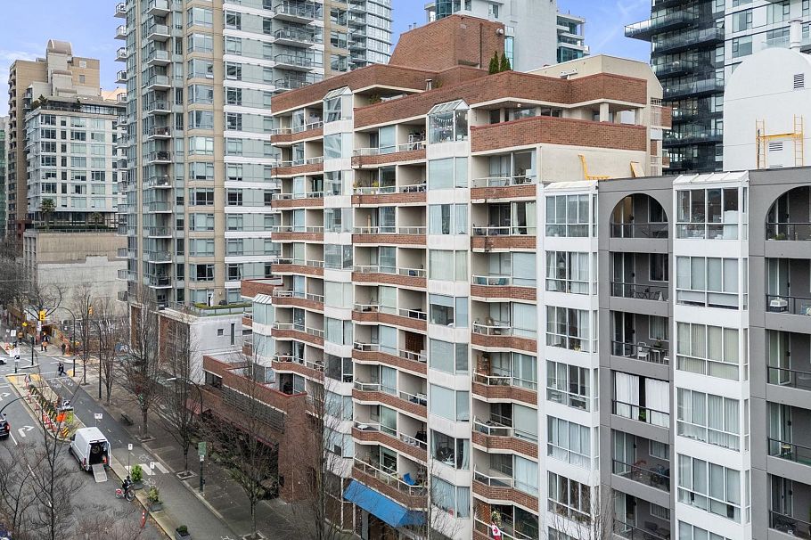307 1330 Hornby Street Vancouver, BC - 26