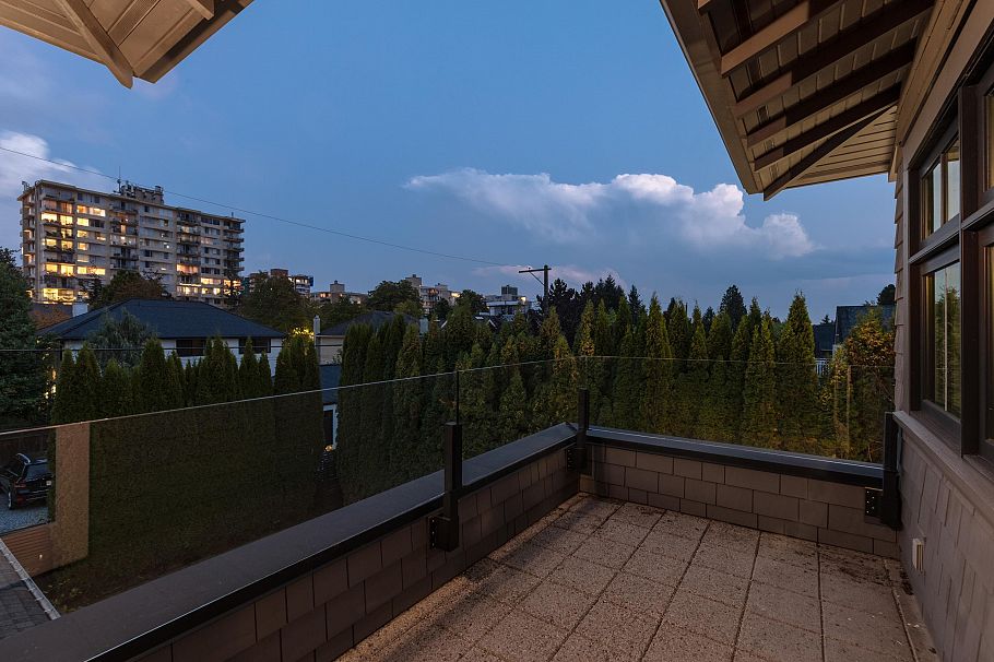 5390 Elm Street Vancouver, BC - 39