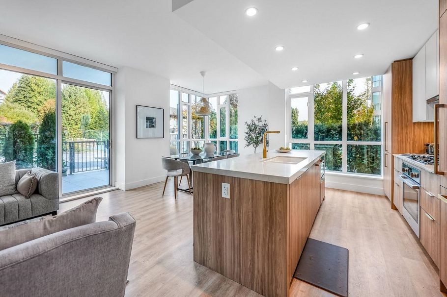 102 2375 Emery Court North Vancouver, BC - 4