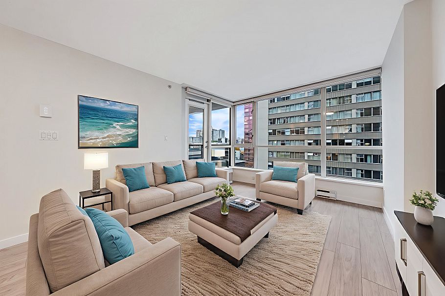 805 1420 W Georgia Street Vancouver, BC - 1