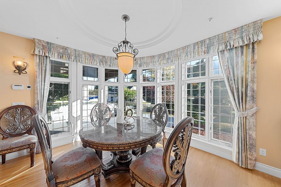 1426 W 48th Avenue Vancouver, BC - 7