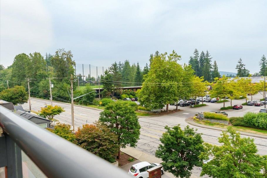 402 3732 Mt Seymour Parkway North Vancouver, BC - 27