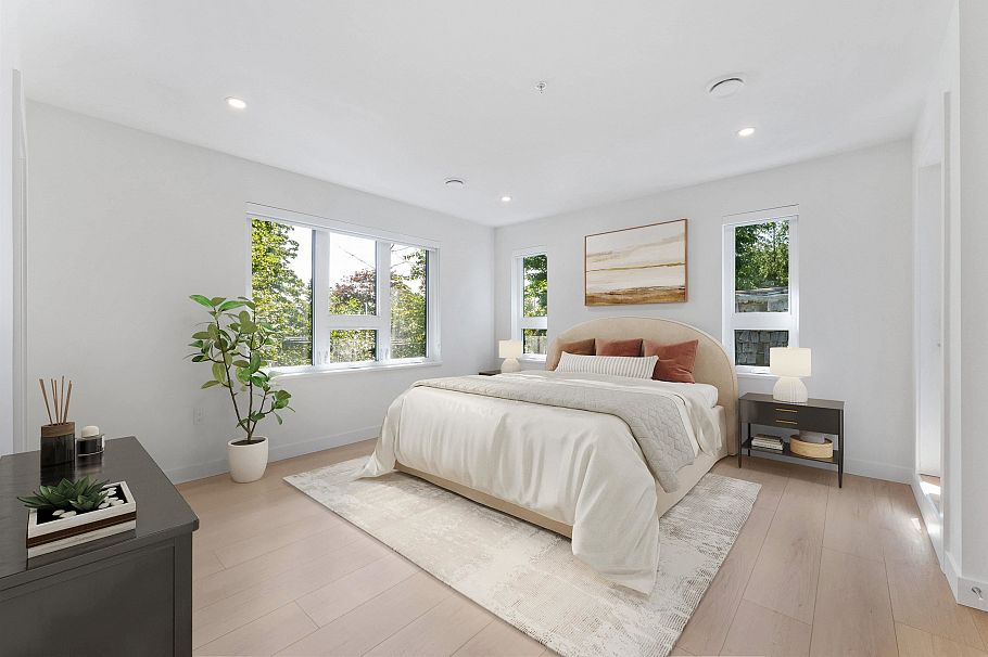 842 St. Denis Avenue North Vancouver, BC - 12