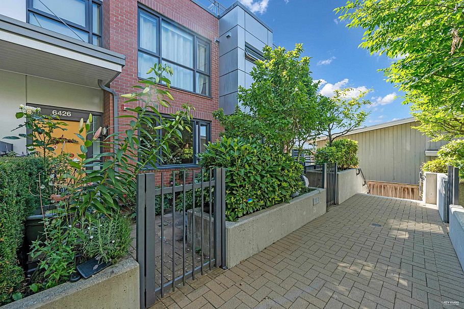 6426 Ash Street Vancouver, BC - 6