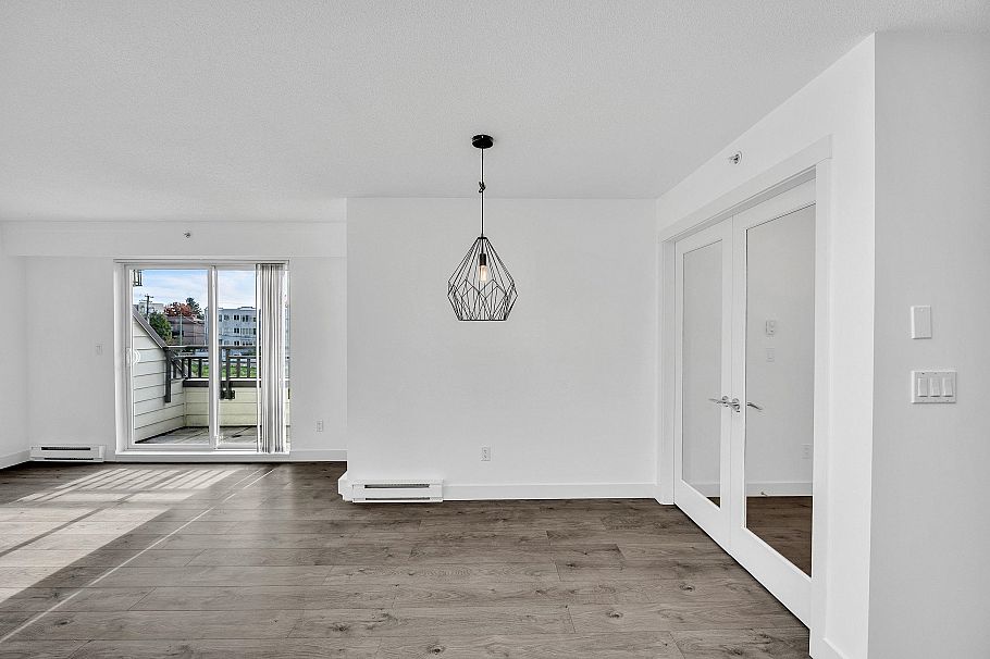 PH3 1533 E 8th Avenue Vancouver, BC - 8