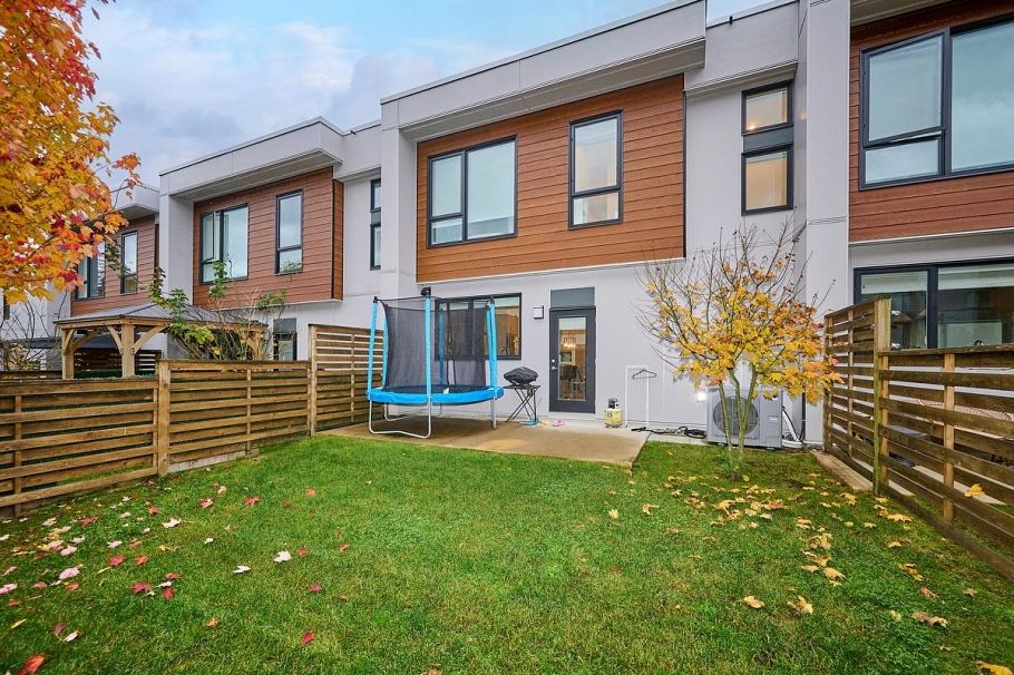 30 3597 Malsum Drive North Vancouver, BC - 8