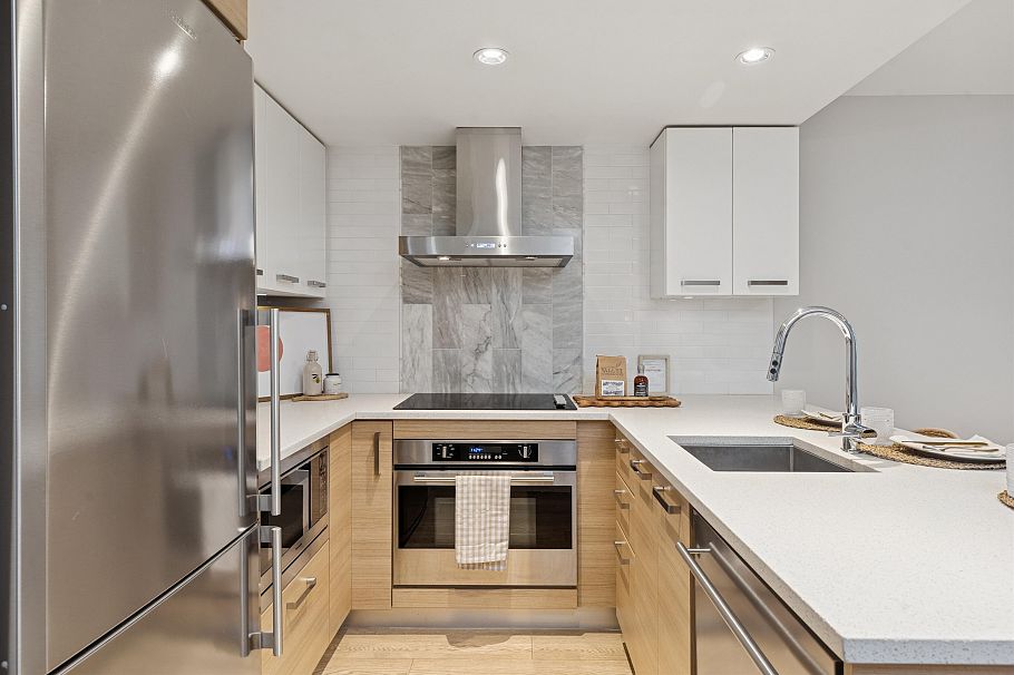 329 1783 Manitoba Street Vancouver, BC - 2