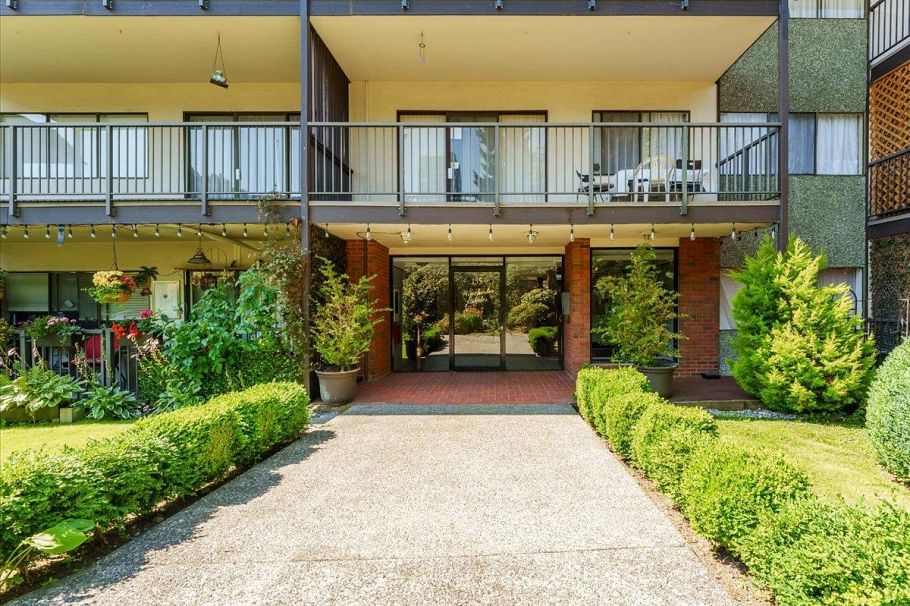 301 155 E 5th Street North Vancouver, BC - 28